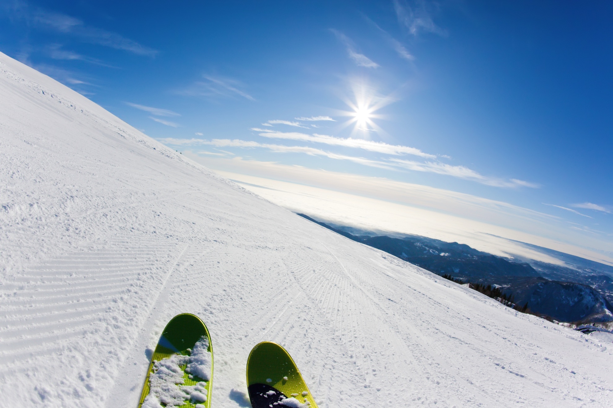 サホロリゾートスキー場：晴天率が高く、自然豊かな景観と優れた雪質