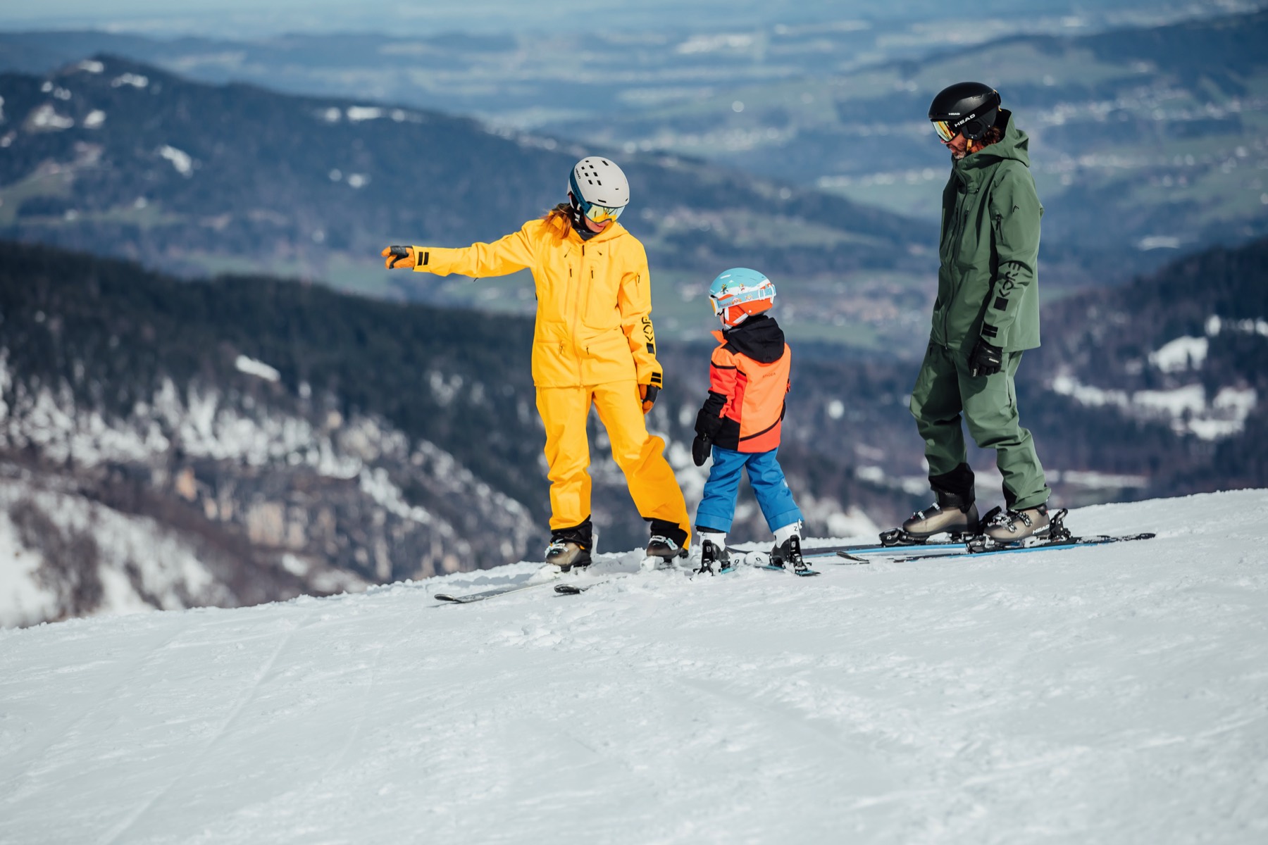 One-season ski rental for Hokkaido residents