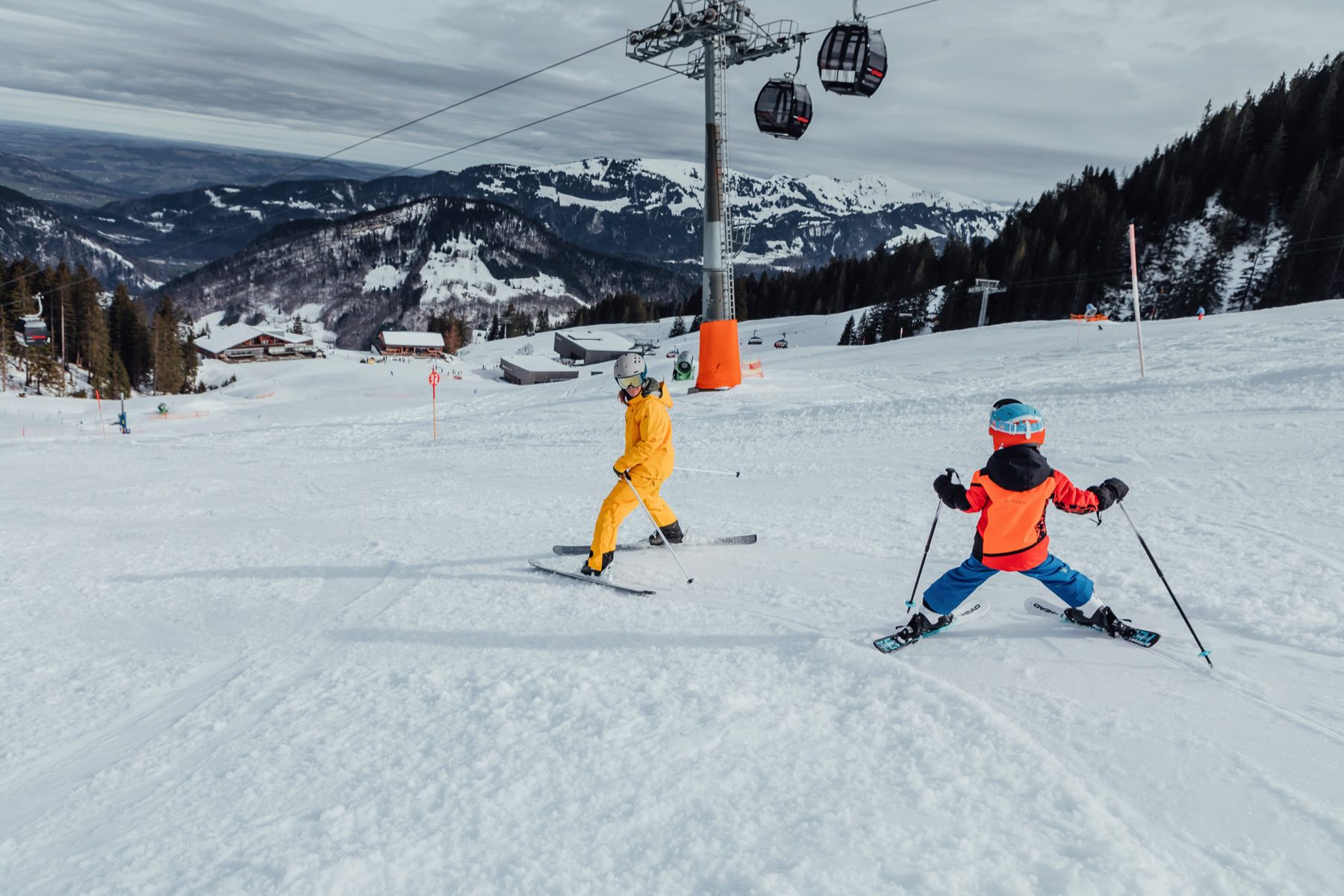One-season ski rental for Hokkaido residents