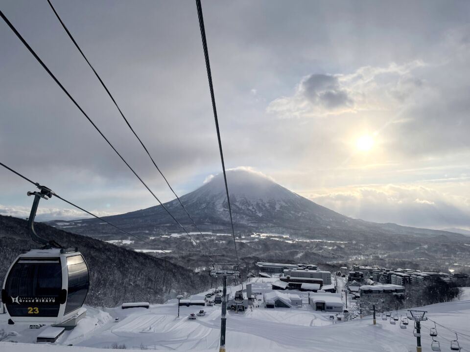 Mountain Gear Stand To Open in Niseko